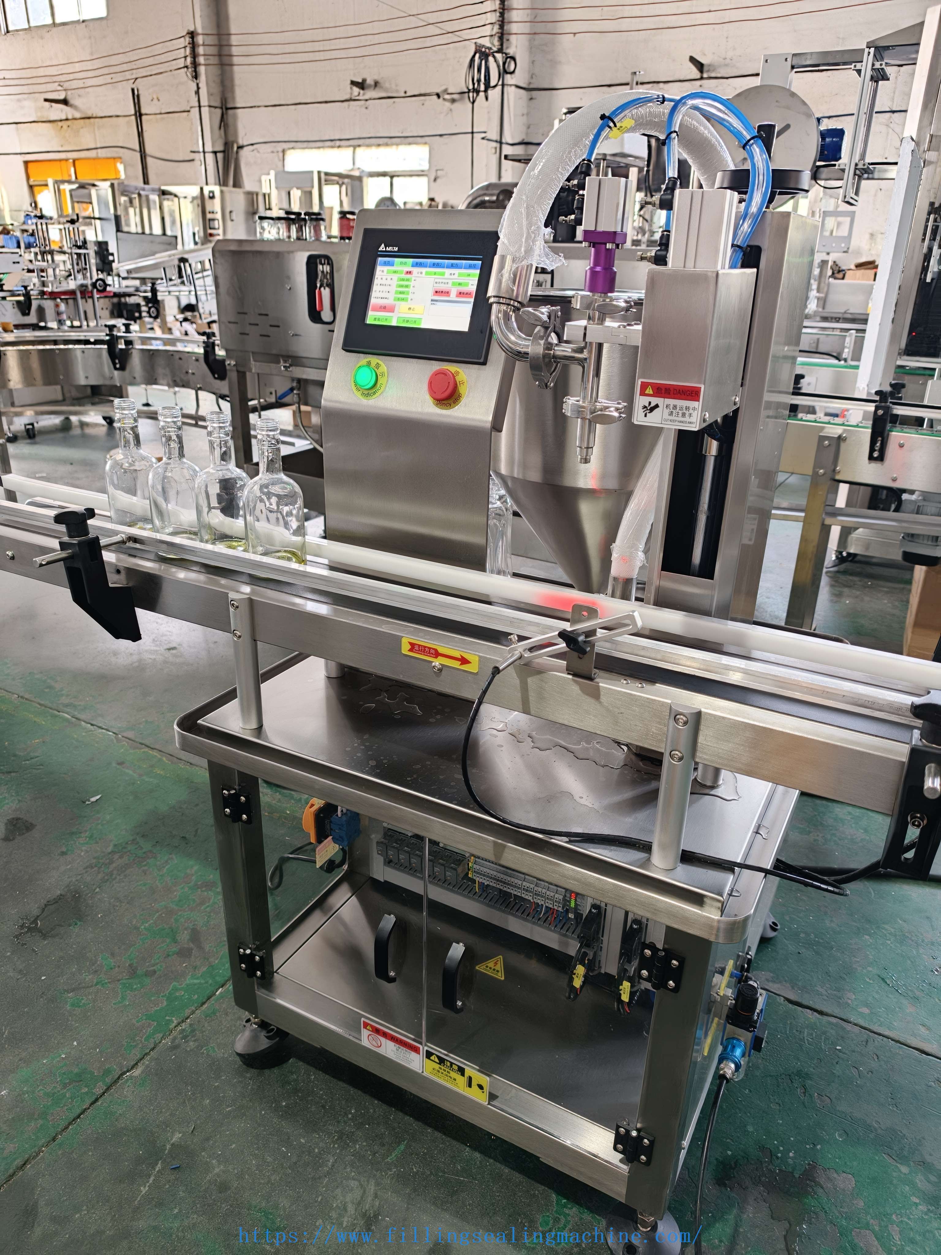 Single Head Wine Filling Machine