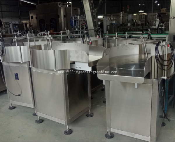 304 Stainless Steel Automatic Bottles Feeder Can Turning Senting Table (1).jpg